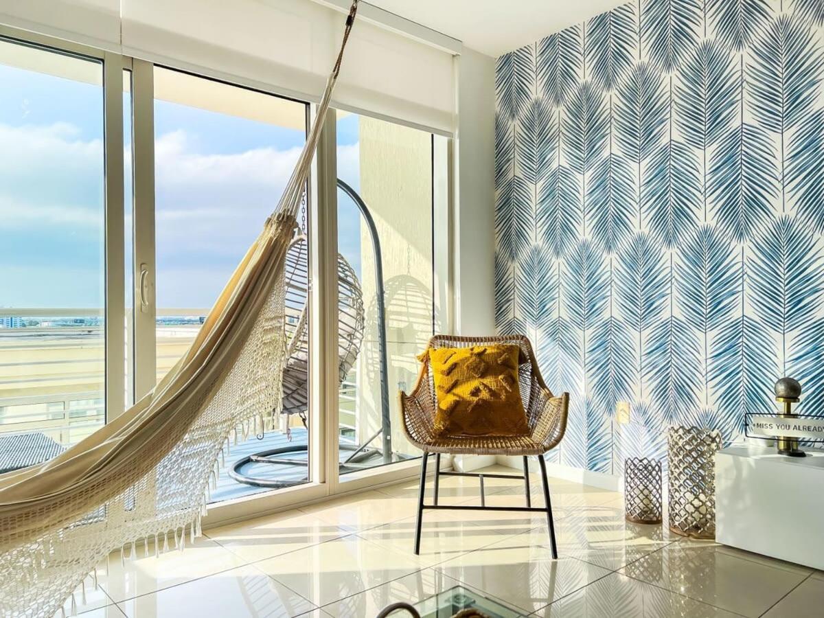 Palm Place Heart Of Miami With Parking Pool And Gym エクステリア 写真