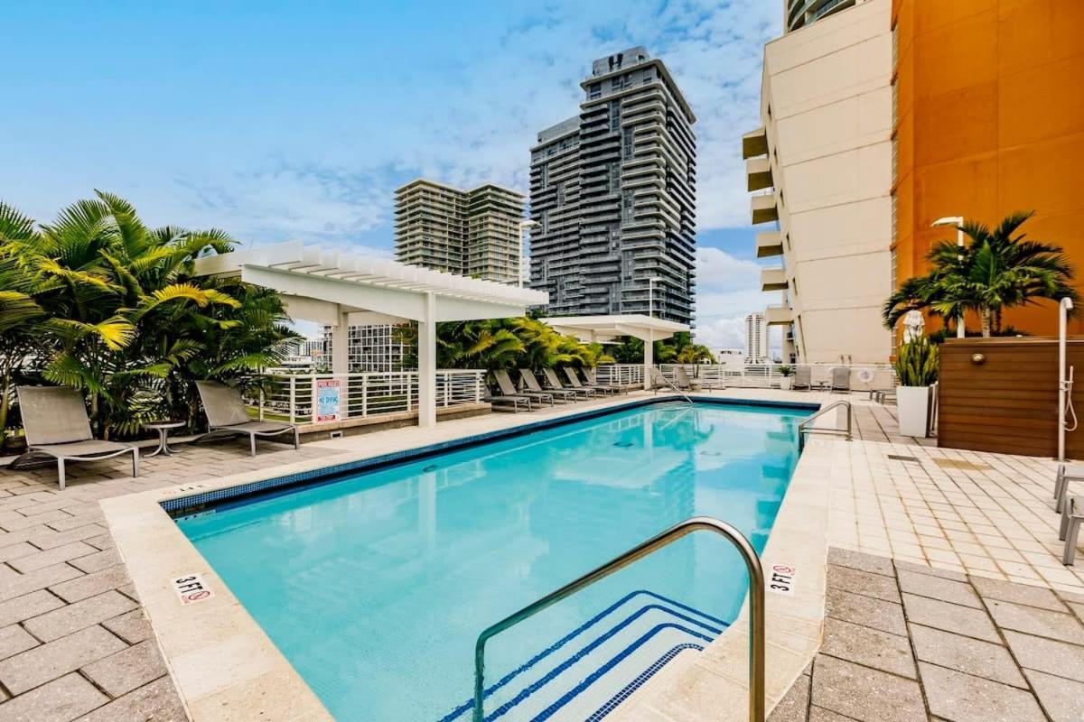 Palm Place Heart Of Miami With Parking Pool And Gym エクステリア 写真