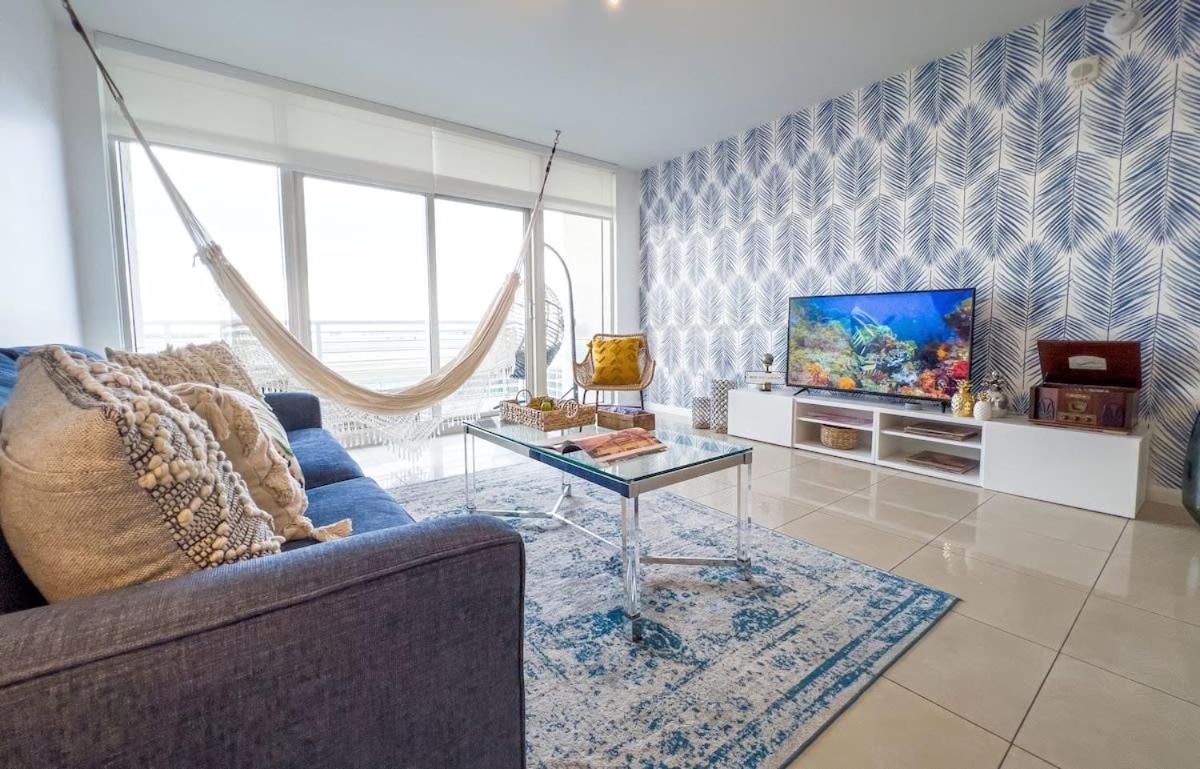 Palm Place Heart Of Miami With Parking Pool And Gym エクステリア 写真